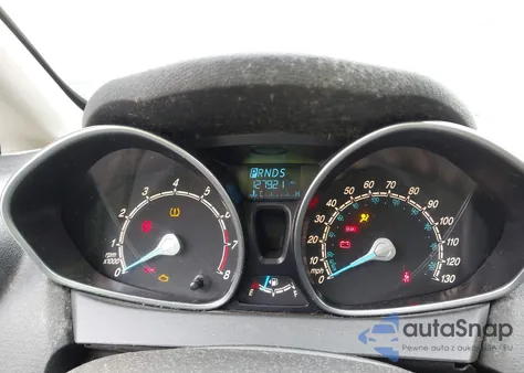 2015 Ford Fiesta Se z USA, uszkodzony, nr VIN 3FADP4EJ1FM152631